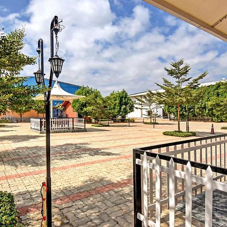 Rashi Comforts By Coastal Dine Hotel Dobbaspet Luaran gambar