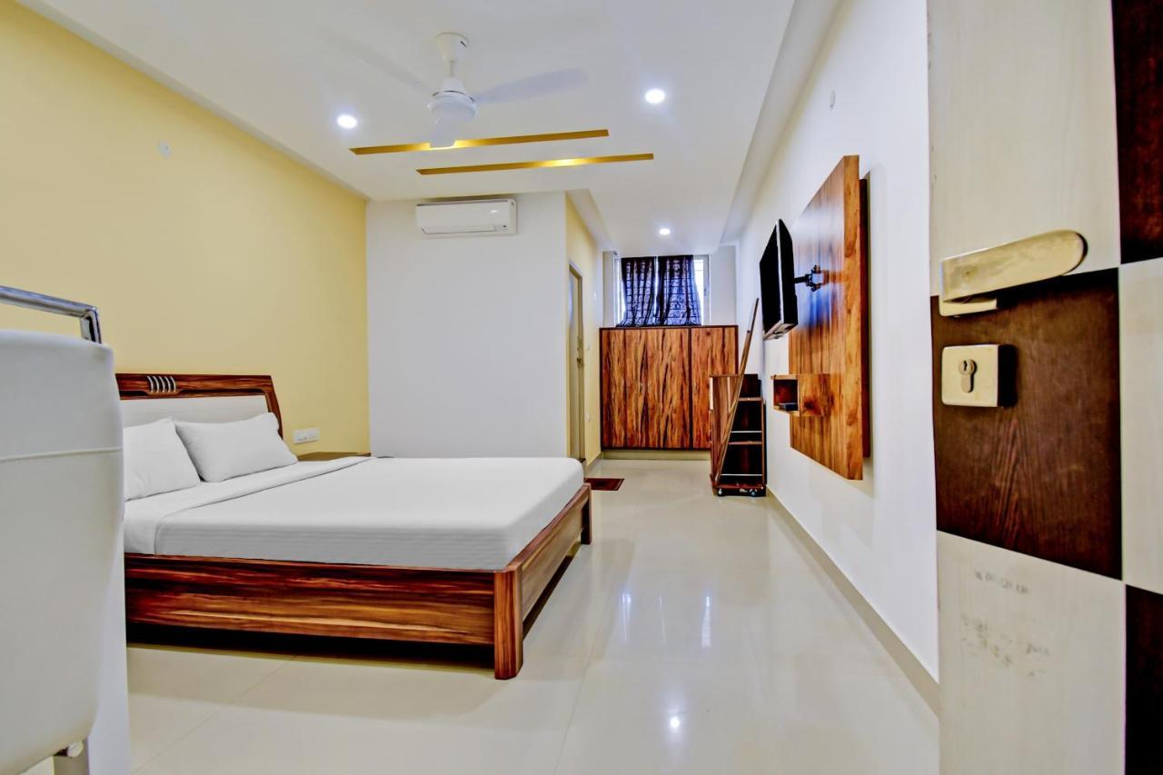 Rashi Comforts By Coastal Dine Hotel Dobbaspet Luaran gambar